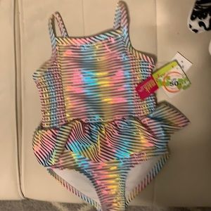 NWT!! Girls size 5 Penelope Mack bathing suit